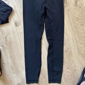 Black lululemon leggings wunder under 25 inch